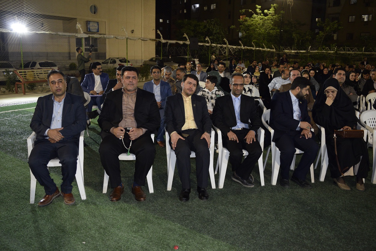 بزرگداشت مقام استاد و تجلیل و قدردانی از استادان سرآمد دانشگاه فنی و حرفه ای استان گلستان
به مناسبت هفته بزرگداشت مقام والای معلم و شهادت استاد فرزانه شهید مرتضی مطهری،