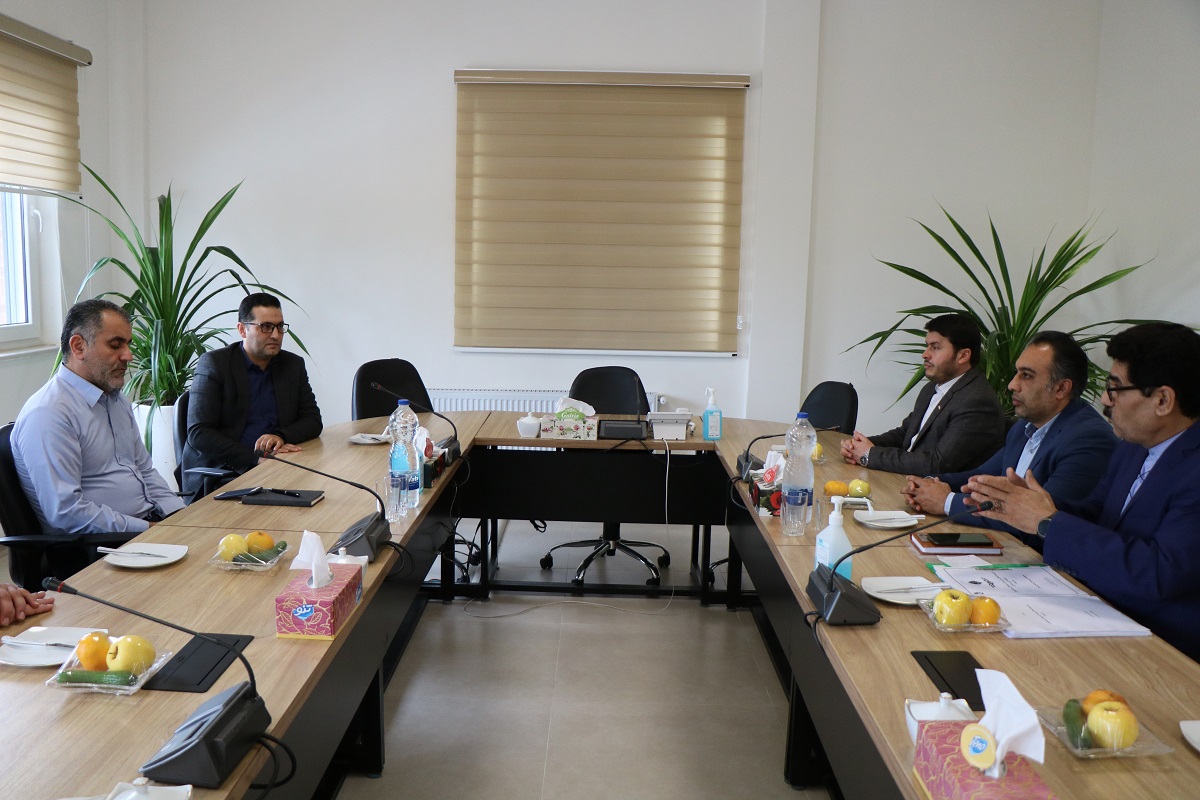 نشست دکتر منصورغفاری با دکتر افتخار الدین