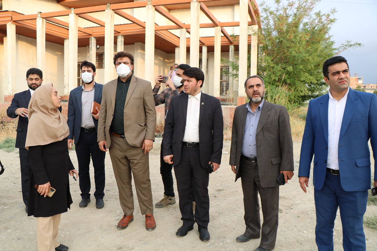 بازدید دکتر خسرویان از سایت شهرک شهریار